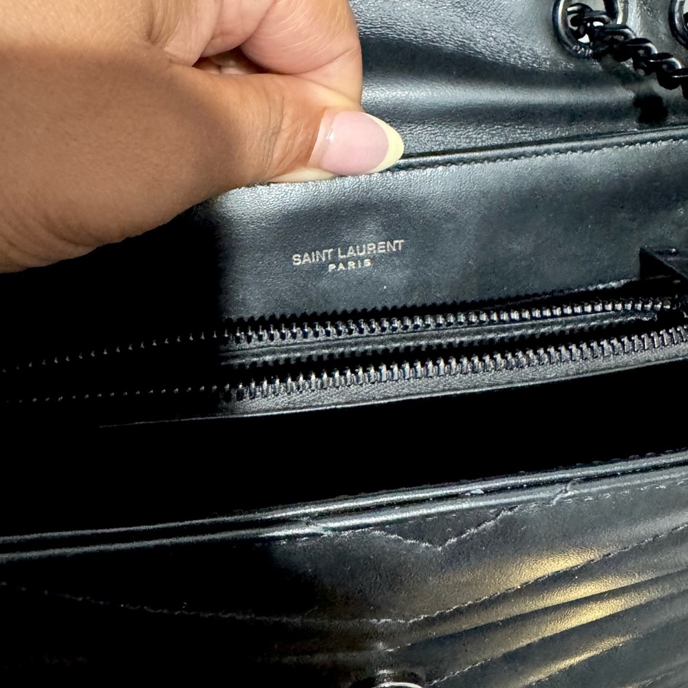 Saint Laurent Black Quilted Leather Bag - Picture 8 of 9